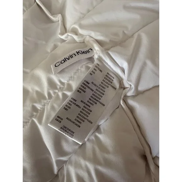 Calvin Klein White Hooded Puffer Jacket Sorona Aura Insulation Size Medium - Picture 5 of 9